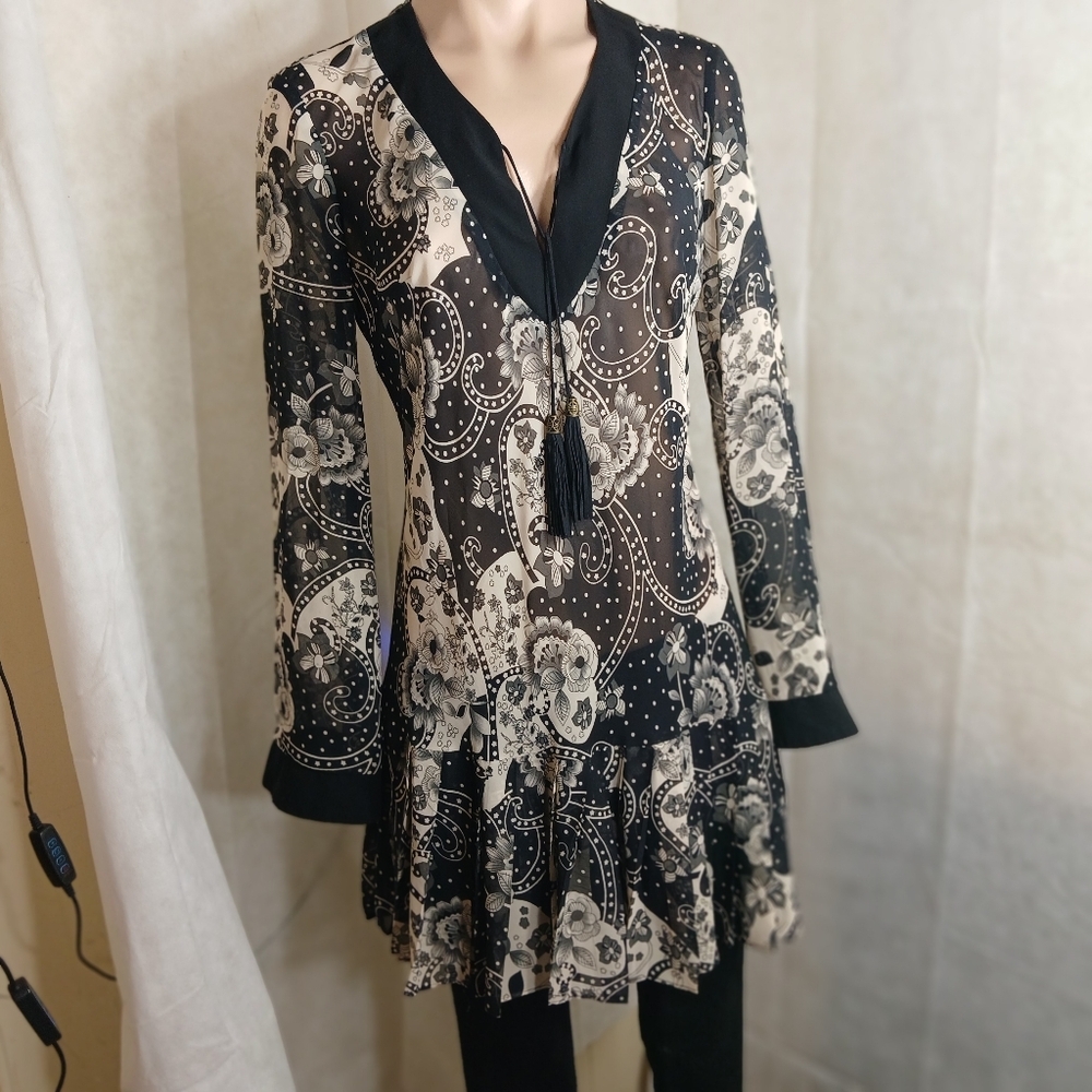Bisou Bisou Black Cream Long Sleeve Dress Women's Size Small
